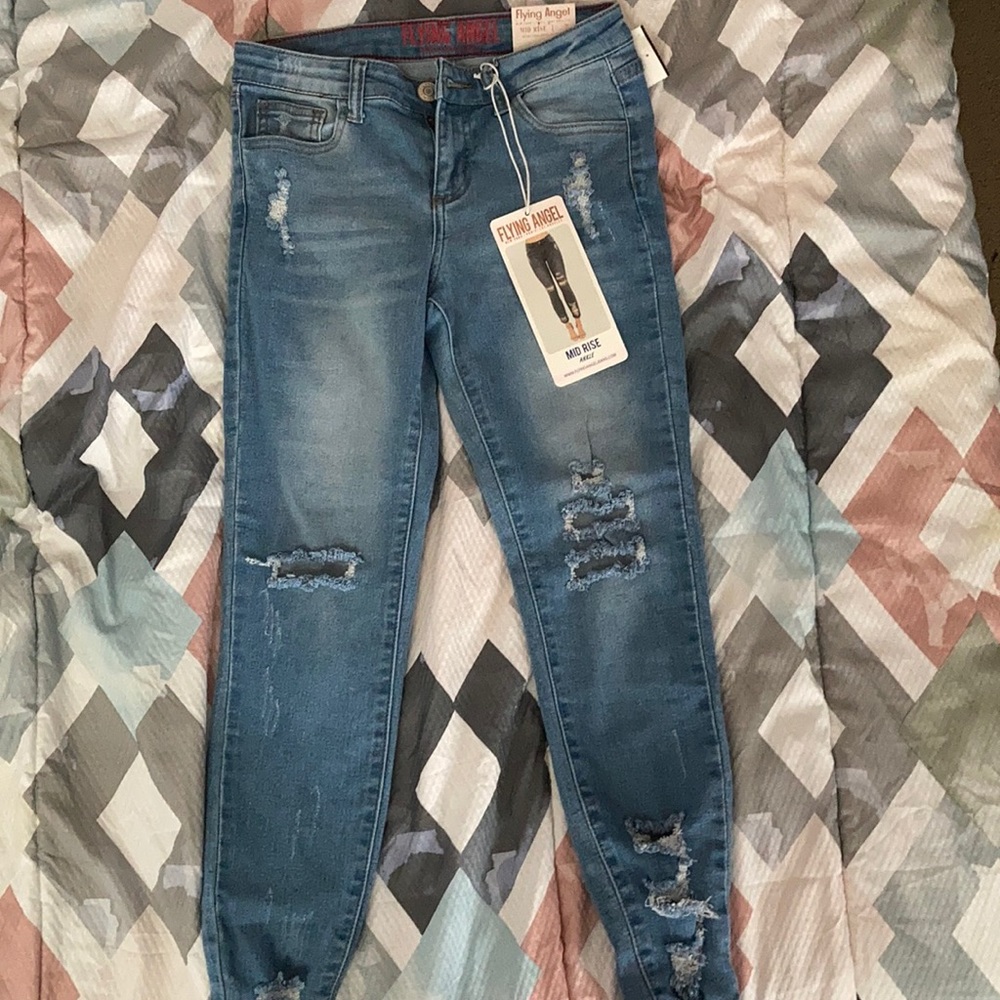 Skinny blue jeans. Size 3